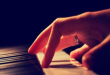 天涯神贴真实身份：孤勇者的隐身极客与烟火人间的日常对位